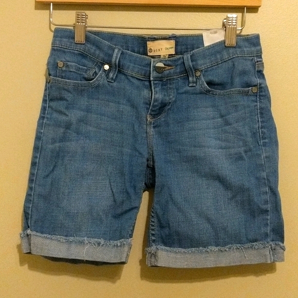 Roxy shorts - Picture 1 of 2